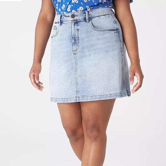 Lane Bryant Light Denim Mini Skirt - Picture 2 of 6